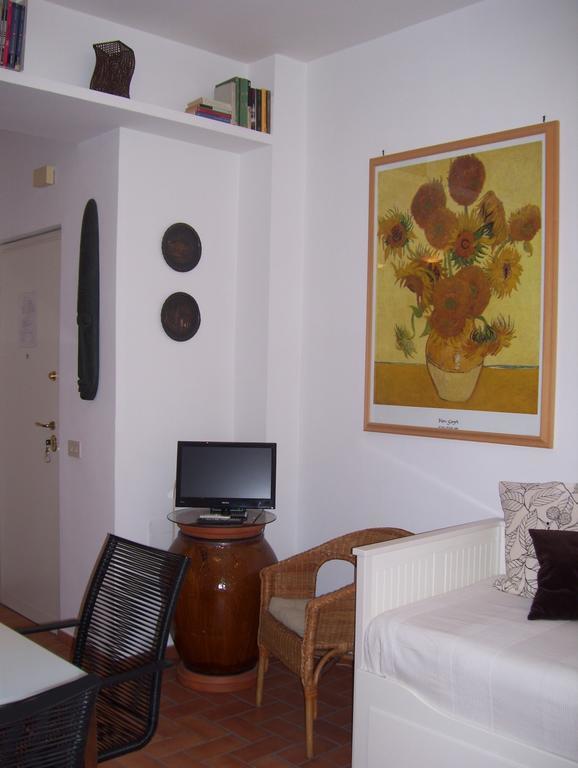 Sweet Home Holidays Lido di Ostia Exterior foto
